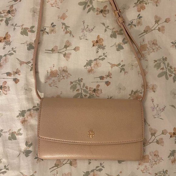 Tory Burch Light Oak Crossbody Wallet! - Picture 1 of 3